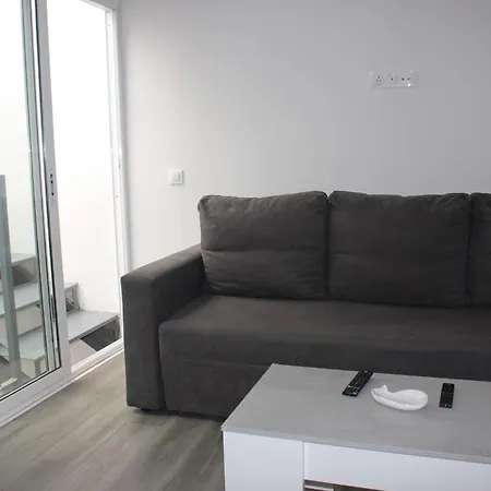 Vv Alcaravaneras Atico B *