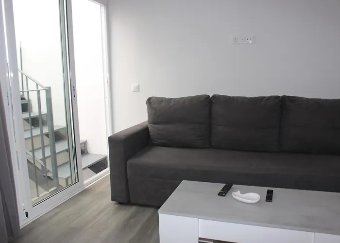 Vv Alcaravaneras Atico B *